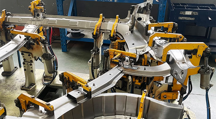 Welding fixtures