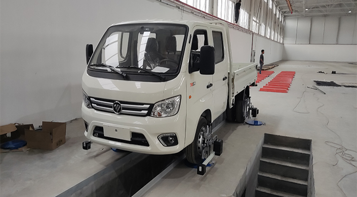 Four-wheel alignment of the vehicle