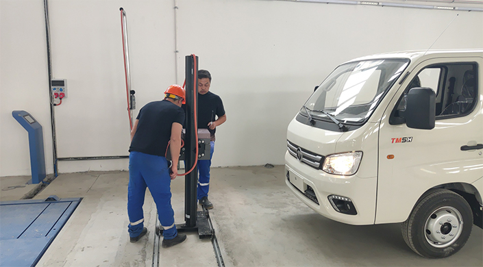 Truck & Commercial Vehicle Light Tester