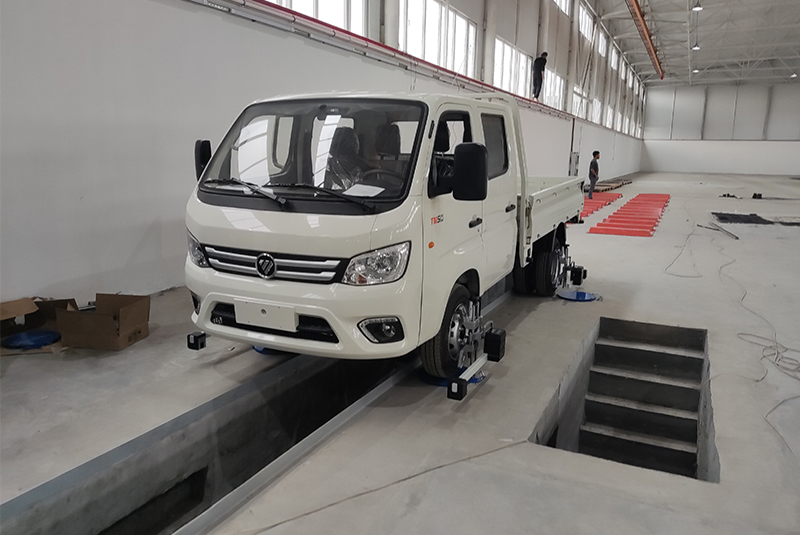 Four-wheel alignment